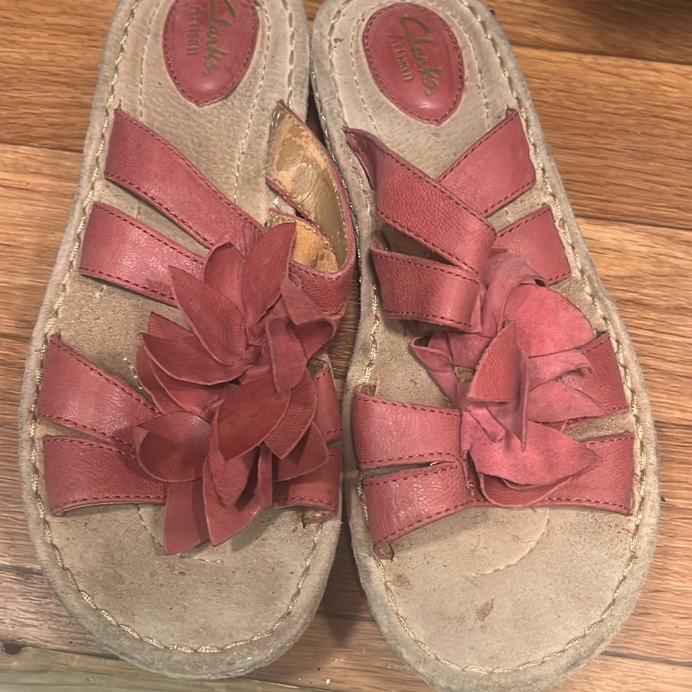Clarke leather sandal pink leather upper man made sole comfortable pre-owned